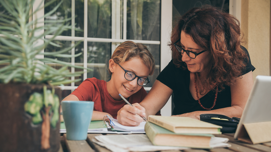 Comment adapter les devoirs à la maison pour un enfant dyspraxique ?